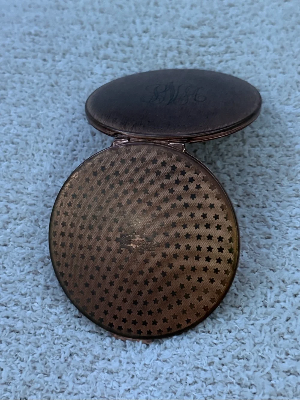 Compact Powder Case in Rose Gold with Mirror